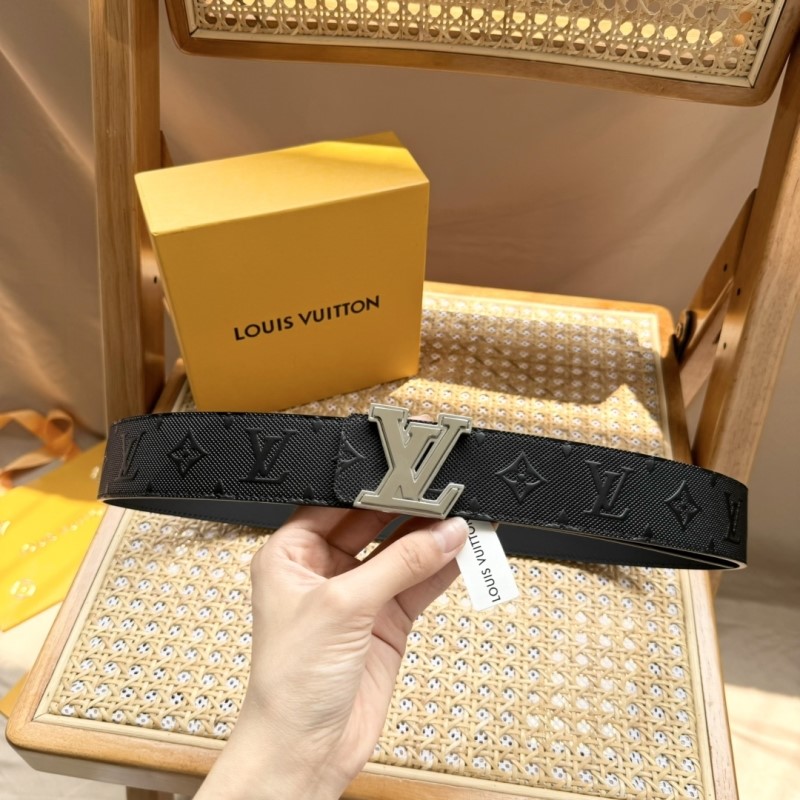 l0vis Vvtt0n belts